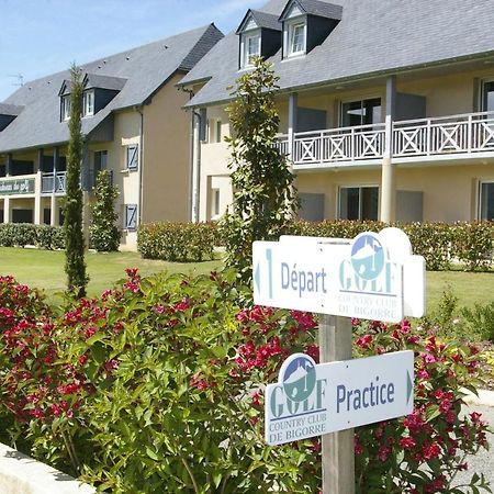 Hotel Le Domaine Du Golf Country Club De Bigorre Pouzac Esterno foto