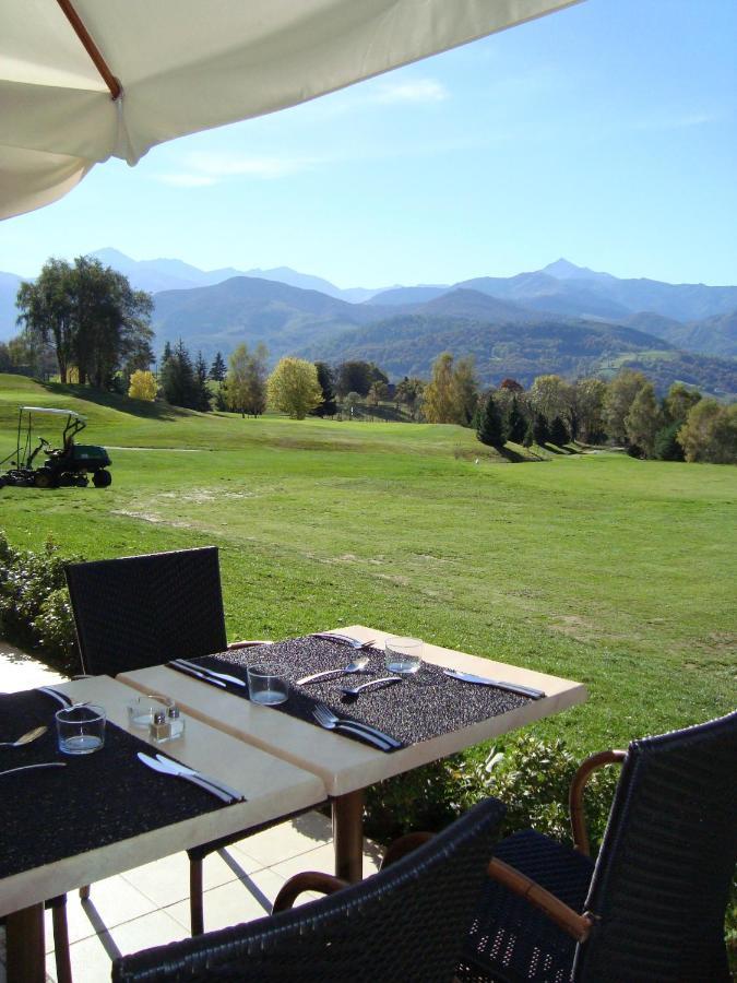 Hotel Le Domaine Du Golf Country Club De Bigorre Pouzac Esterno foto
