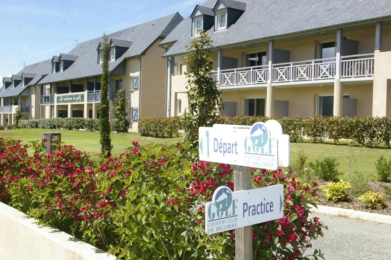 Hotel Le Domaine Du Golf Country Club De Bigorre Pouzac Esterno foto