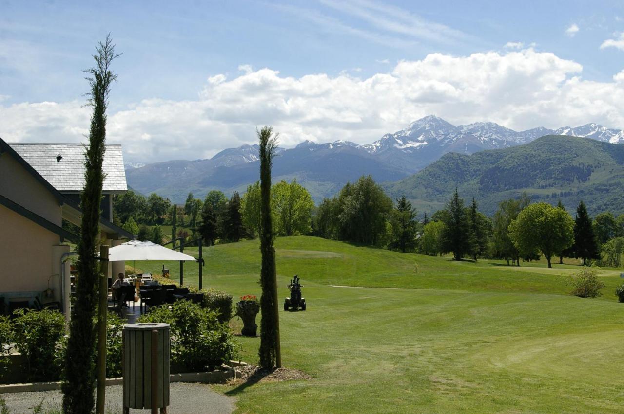 Hotel Le Domaine Du Golf Country Club De Bigorre Pouzac Esterno foto