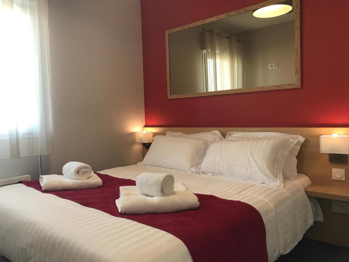 Hotel Le Domaine Du Golf Country Club De Bigorre Pouzac Esterno foto