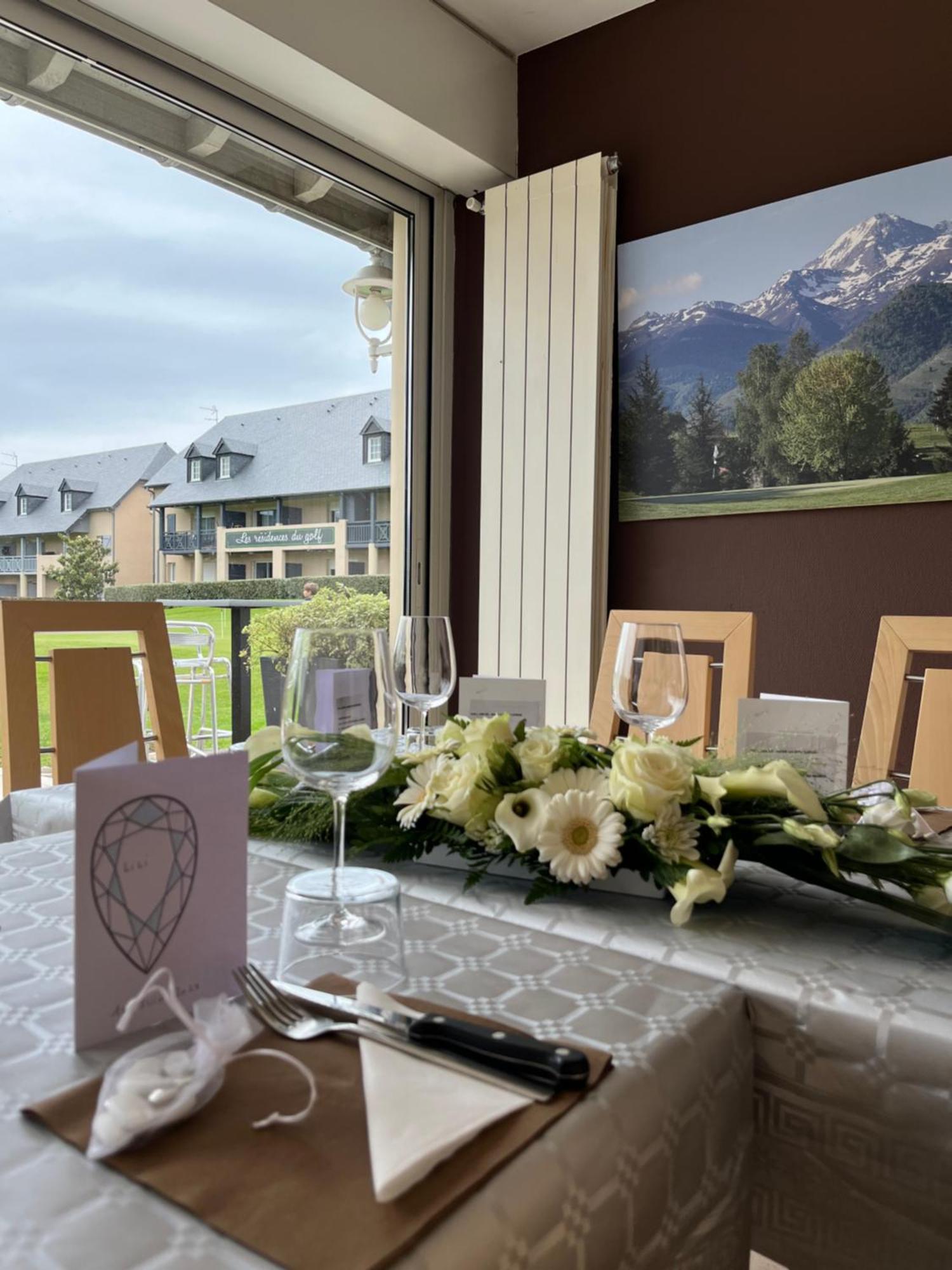 Hotel Le Domaine Du Golf Country Club De Bigorre Pouzac Esterno foto